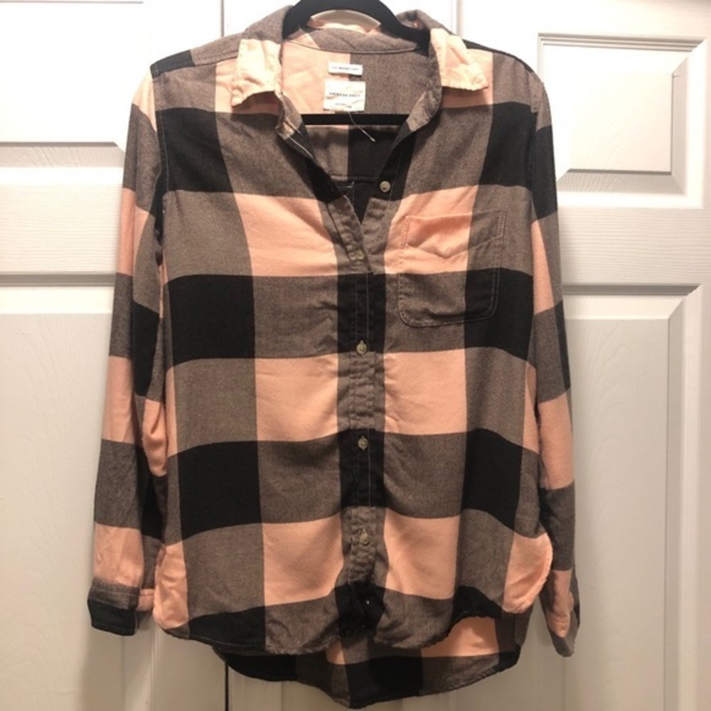 NEW American Eagle Plaid Boyfriend Fit Button Down